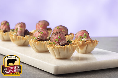 Tenderloin Phyllo Cups with Blue Cheese and Caramelized Onion Jam