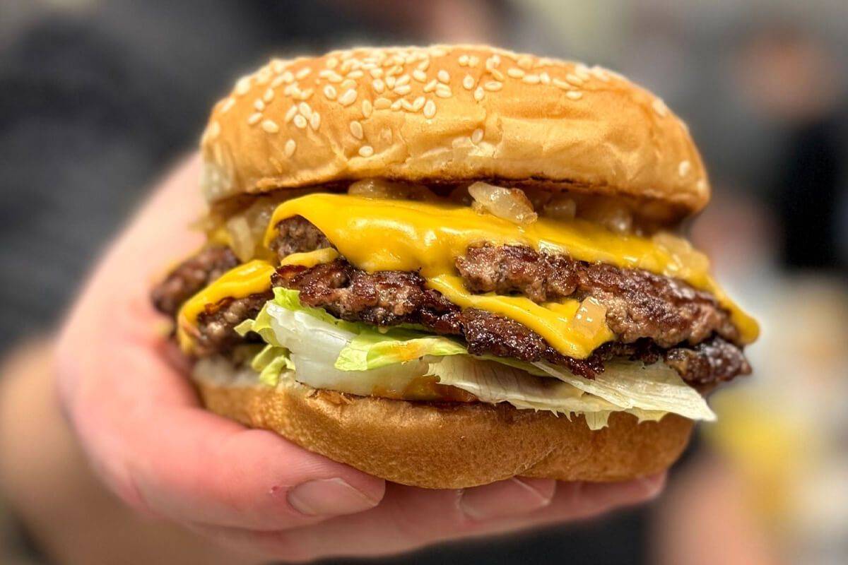 american-legacy-burger.jpg