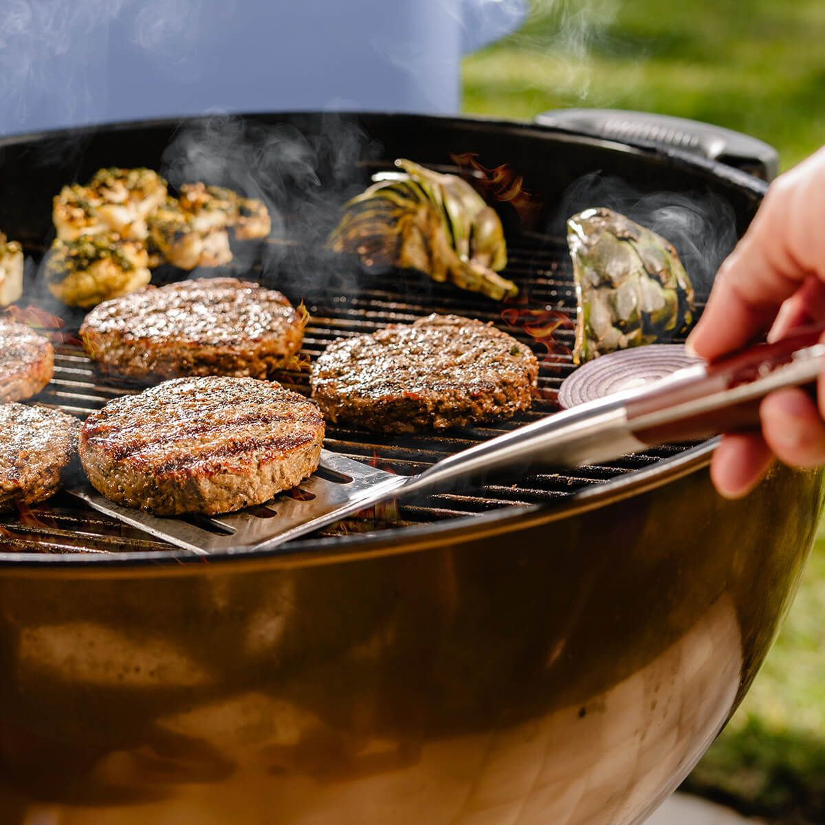 summer-grilling-burgers-2.jpg