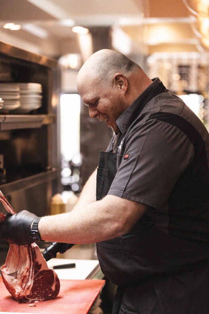 2023-02-Chef-of-the-Year-Fischetti_KS_087A5858-web-727x1090.jpg