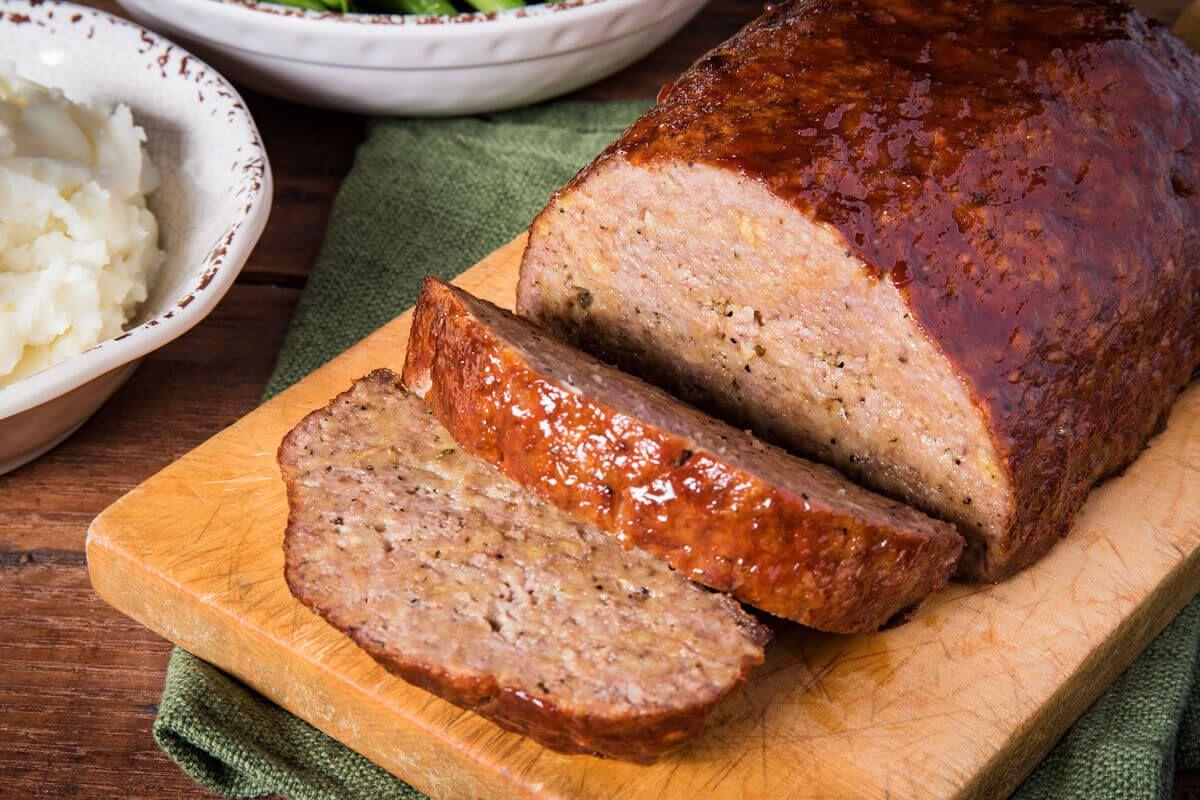Discover the Flavorful World of Meatloaf: A Classic American Delight
